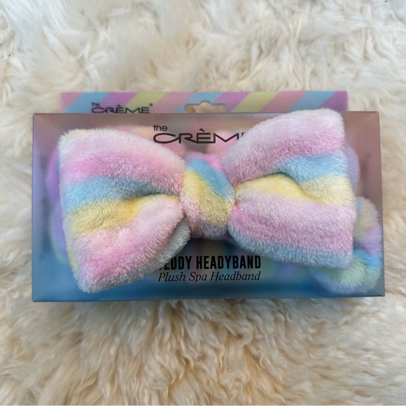 The Creme Shop Teddy Headyband Plush Spa Headband - Picture 4 of 8